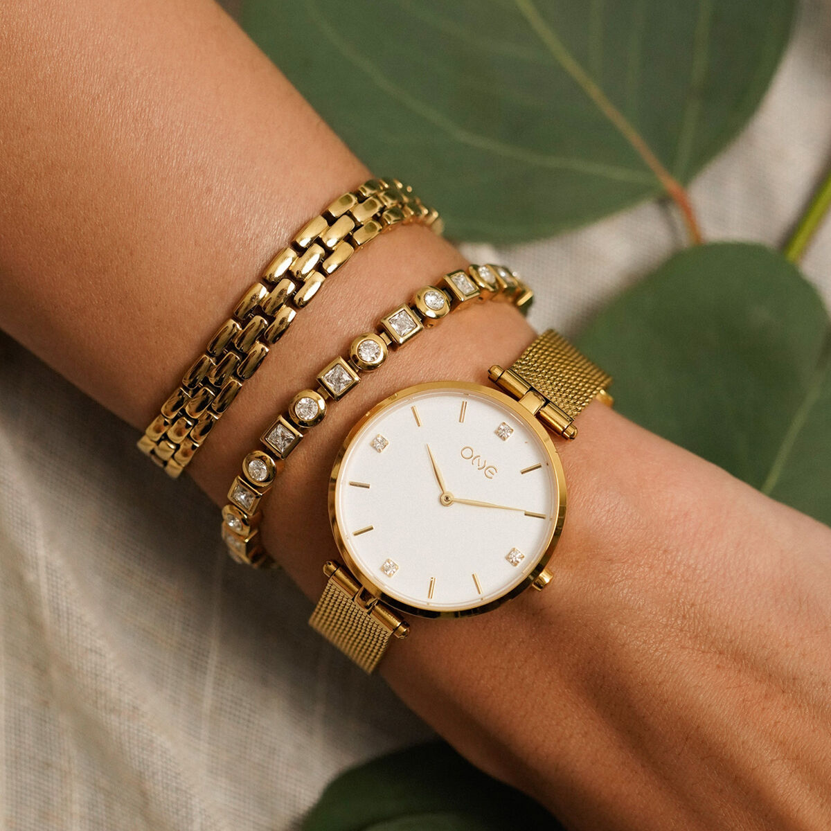 One Ladies' Watch One Ol9808Bg51L