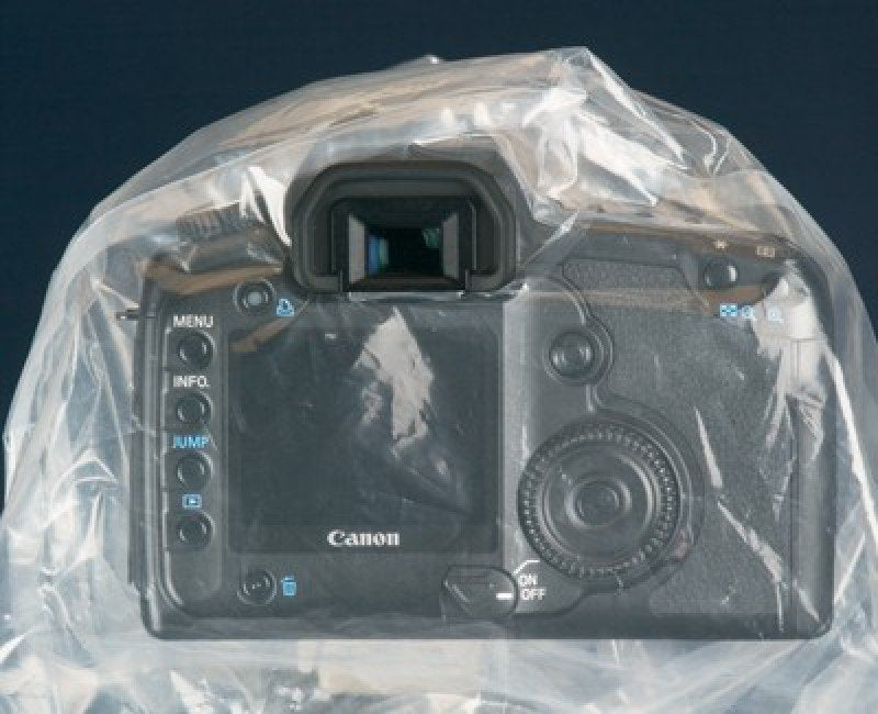 Case Lluvia Op / Tech 1X2